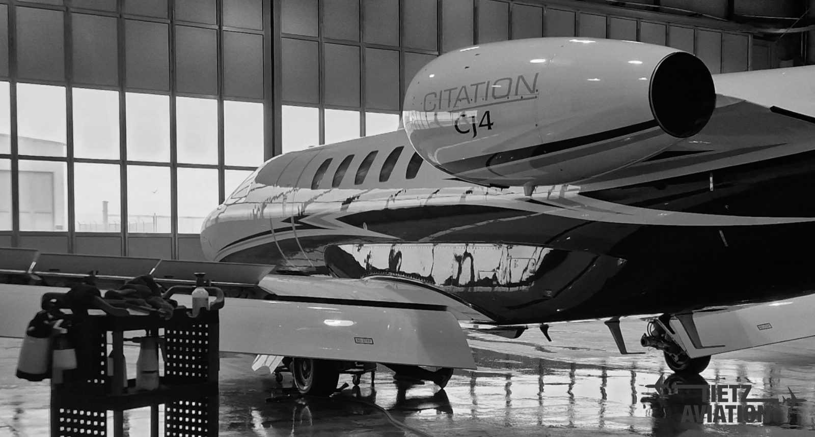 Aircraft wash by Tietz Aviation